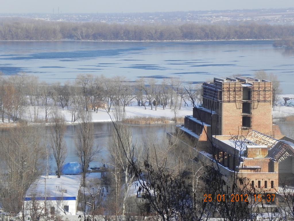 Hotel Rassvet Dniepropietrowsk Zewnętrze zdjęcie