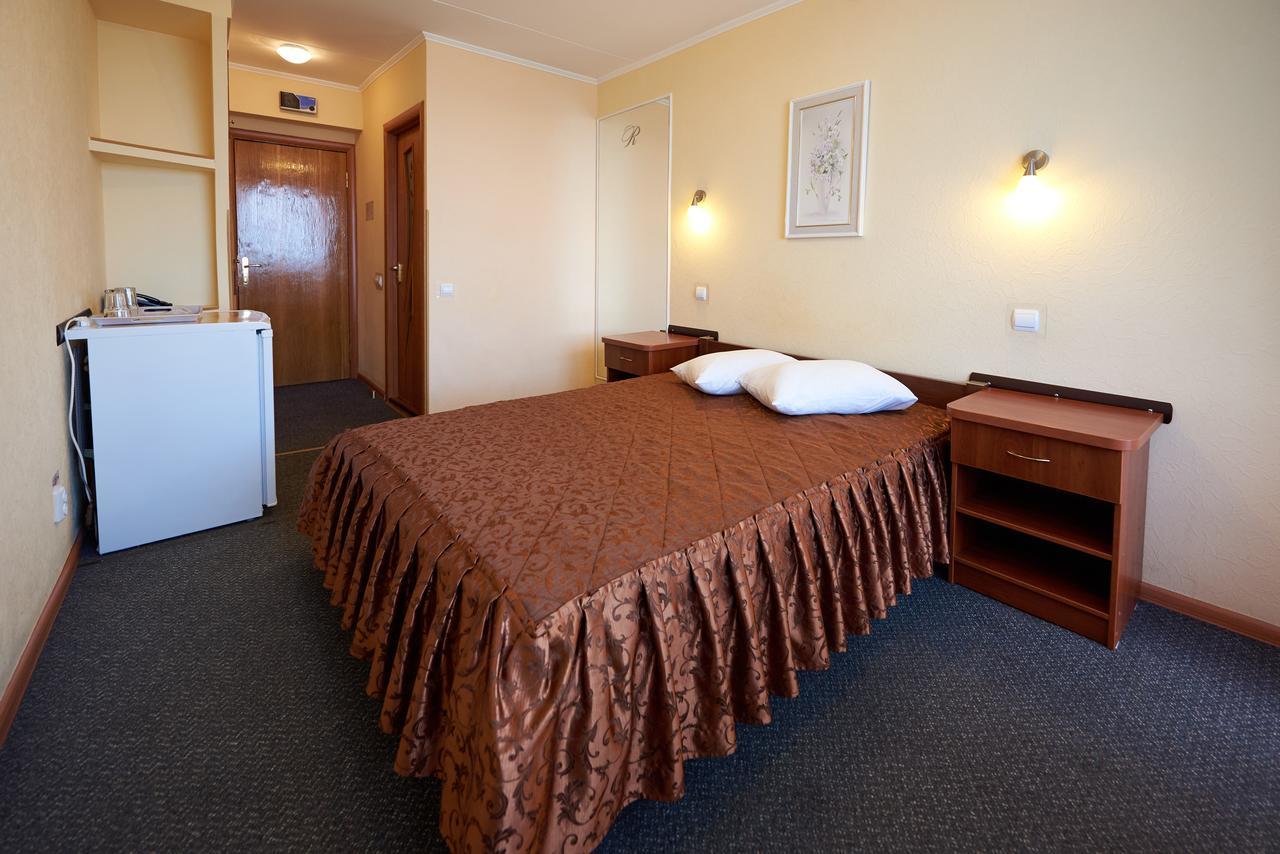 Hotel Rassvet Dniepropietrowsk Zewnętrze zdjęcie