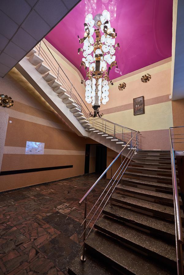 Hotel Rassvet Dniepropietrowsk Zewnętrze zdjęcie