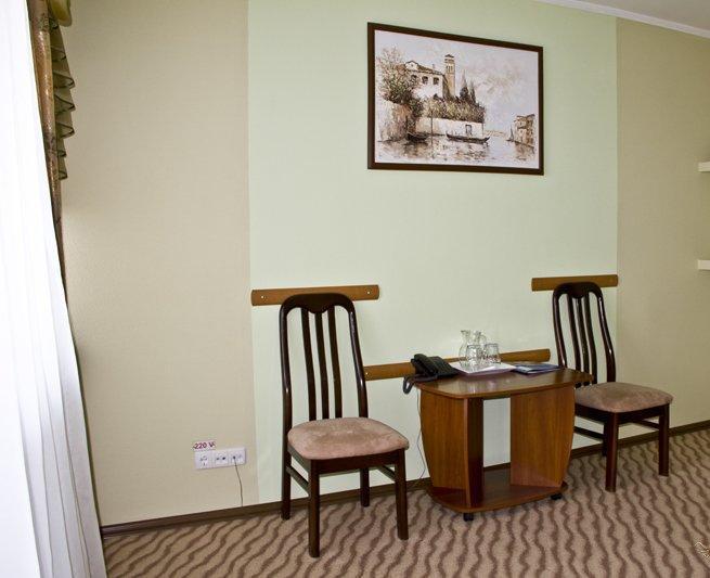 Hotel Rassvet Dniepropietrowsk Zewnętrze zdjęcie